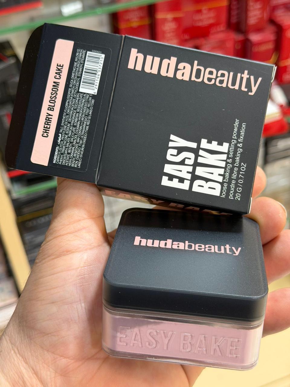 Huda Beauty Loose Powder