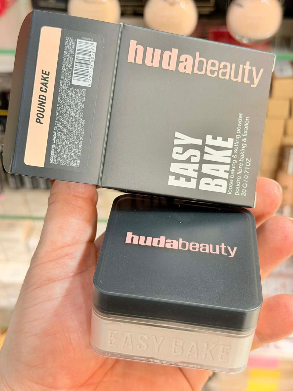 Huda Beauty Loose Powder